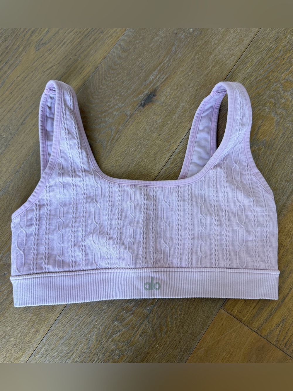 Alo Yoga, Seamless Cable Knit Bra, Pink — Size Medium